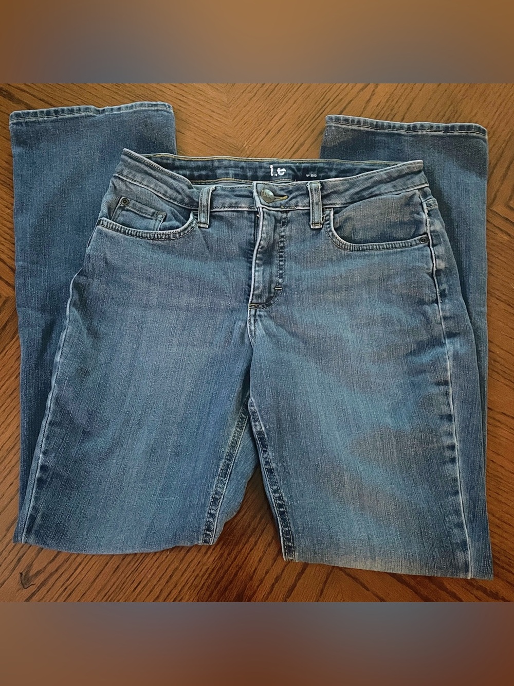 Lee Straight-Leg Women's Jeans in Medium Blue Denim
